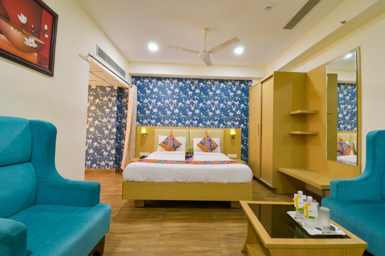 היידראבד Hotel Raintr33 מראה חיצוני תמונה