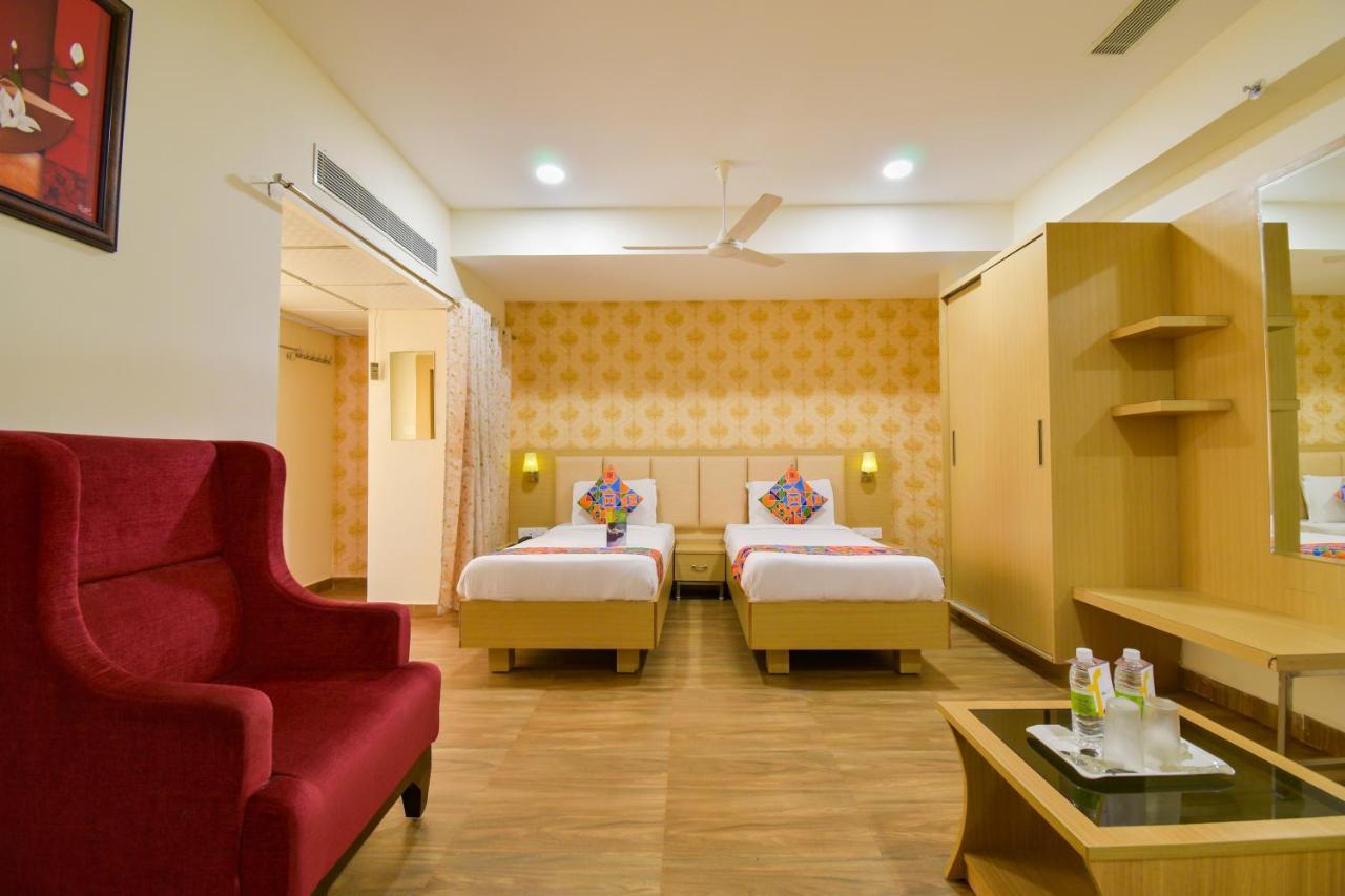היידראבד Hotel Raintr33 מראה חיצוני תמונה